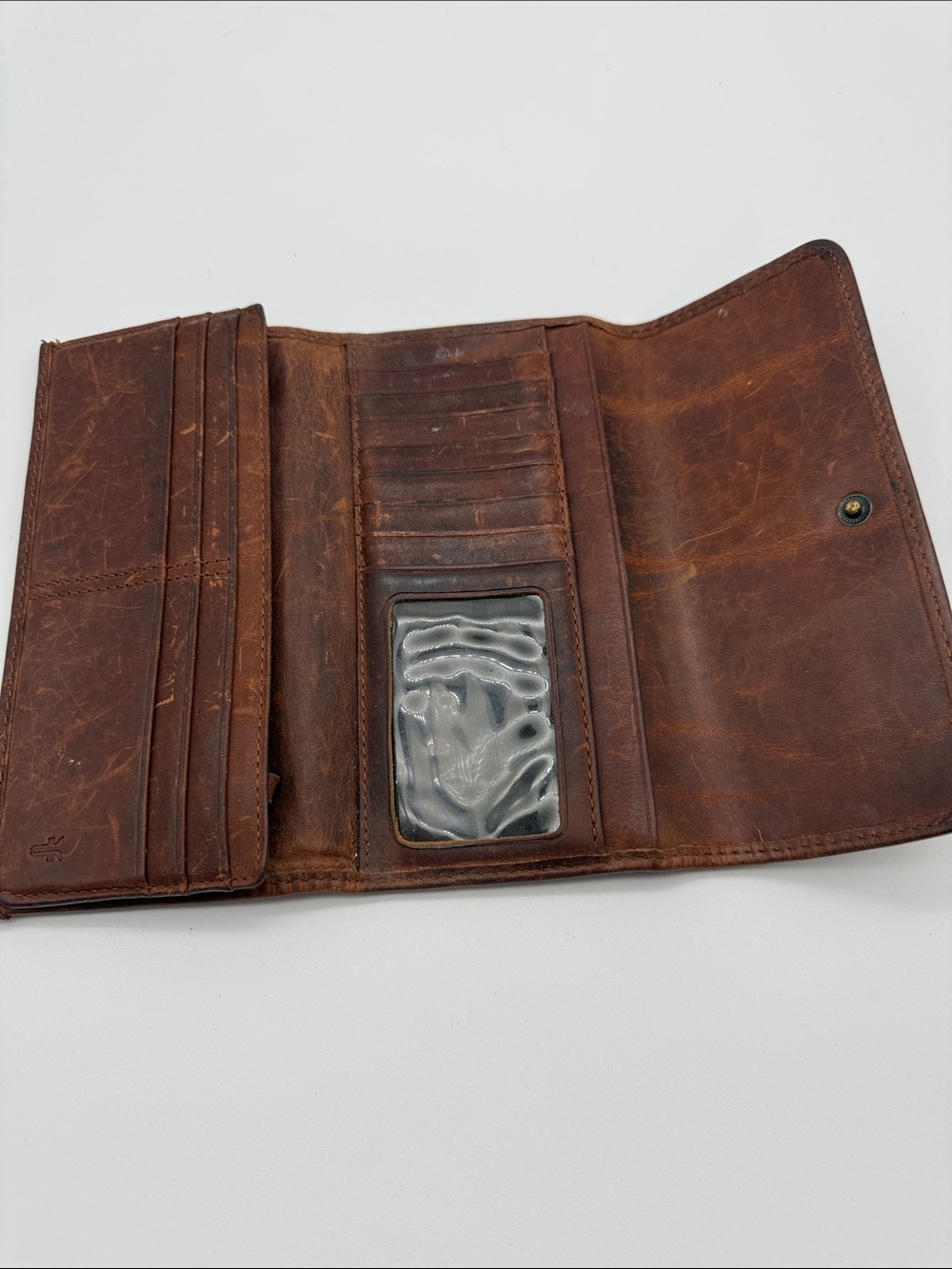 Frye Melissa Antique Leather Trifold Wallet Brown Distressed Patina - Picture 4 of 7